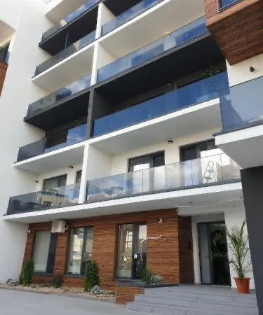 Marina Evo Maria